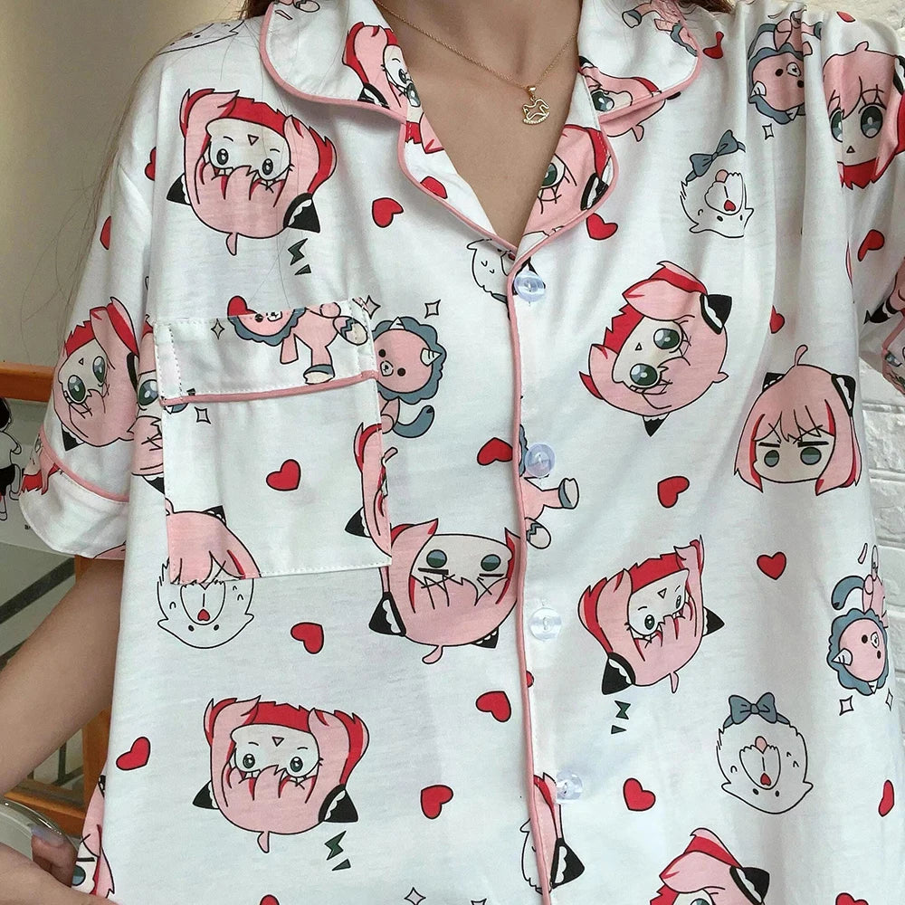 SPY×FAMILY Pajamas | Short sleeve pajama set inspired by Anya Forger. Comfortable and cute, these cartoon-style pajamas are perfect for evenings at home. Ideal as a gift for fans of the anime