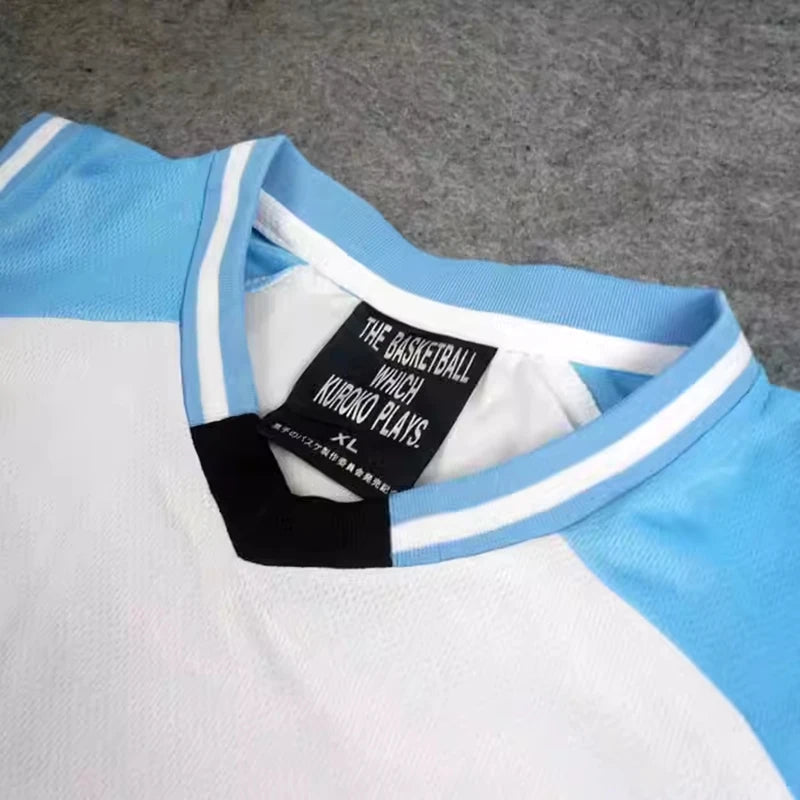 Ensemble de sport Kuroko no Basket Rakuzan | Uniforme de basket Rakuzan inspiré de l'équipe d'Akashi Seijuro. Comprend un t-shirt et un short. Parfait pour le cosplay ou les sports.