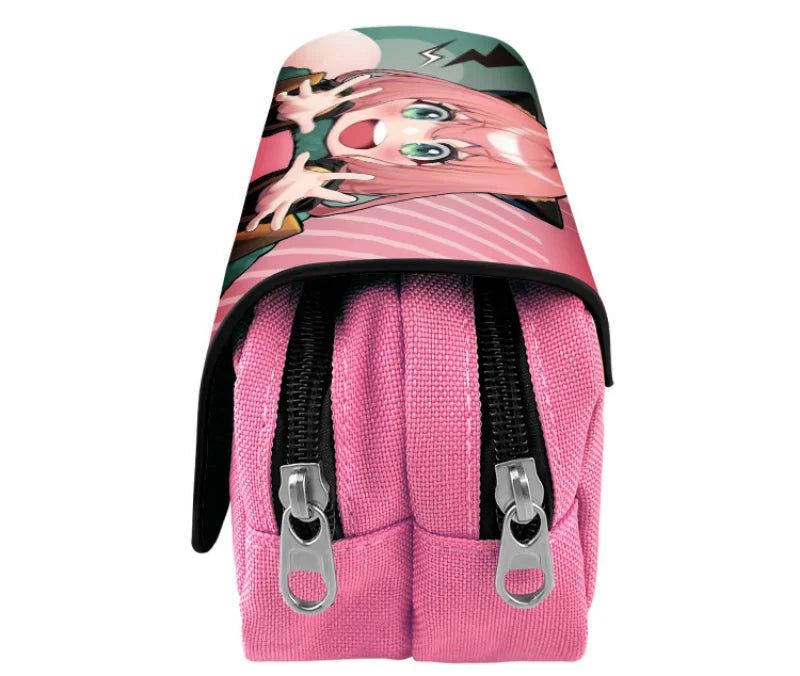 Kit ESPÍA×FAMILIAR | Estuche grande inspirado en Spy x Family, perfecto para guardar material escolar y maquillaje. Diseñado para estudiantes y fanáticos del anime, este estuche kawaii es un gran regalo práctico y elegante.