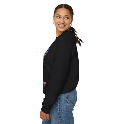 Esta sudadera unisex destaca el gato Mémé TURBO de DAN DA DAN. Diseñado para los fanáticos del anime, combina comodidad y estilo mientras expresa tu amor por esta popular serie.
