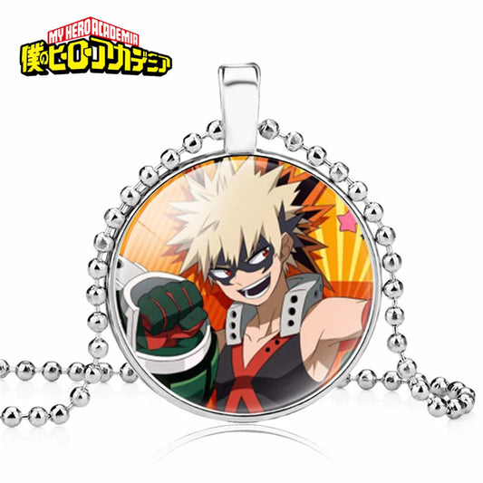 Collar My Hero Academia con un elegante colgante redondo, inspirado en los personajes de My Hero Academia. Accesorio ideal para completar un look o regalar