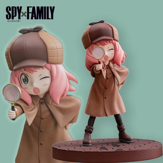 13cm Figurine SPY×FAMILY | Figurine représentant Anya Forger dans sa tenue de détective, inspirée de l'animation. Parfaite pour les fans de SPY×FAMILY, cette figurine est idéale comme modèle de collection ou comme cadeau unique