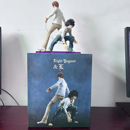 Figura de Death Note de 12-24 cm | Figuras de colección que representan a Light Yagami y L Lawliet de Death Note. Estos modelos de PVC son ideales para los fans del anime. Perfecto como decoración de habitaciones o regalo para niños y coleccionistas.