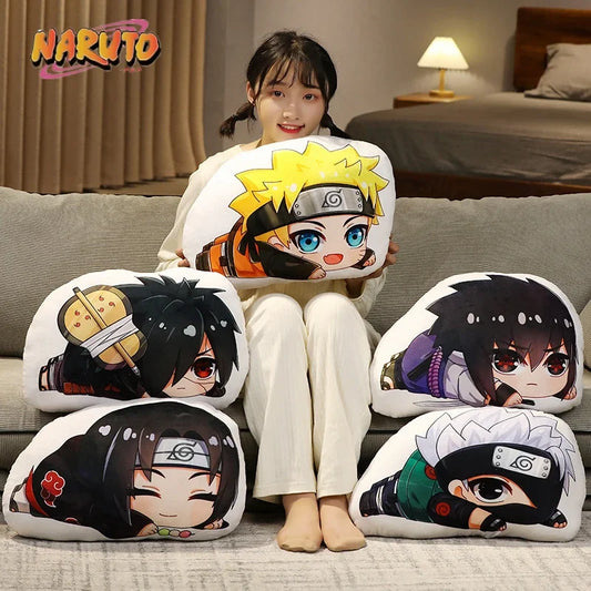 42*27cm Coussin Poupées Anime Naruto : adorables figurines de Sasuke, Kakashi, Itachi et Uzumaki Naruto. Parfait pour les fans de Kawaii !