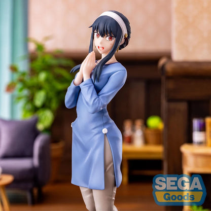 Figura Espía x Familia de 21 cm | Figura de SEGA Luminasta que representa a Yor Forger con su atuendo del segundo final de la temporada 1 de Spy x Family. Perfecto para coleccionistas y fans del anime, ideal como decoración o como regalo. 