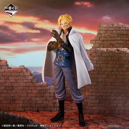 Figura de una pieza de 24 cm | Koala, Sabo y Monkey D. Dragón. Producto oficial de Bandai Ichiban, ideal para los fans de los Revolucionarios. Esta figura de alta calidad captura los detalles dinámicos de los personajes. 