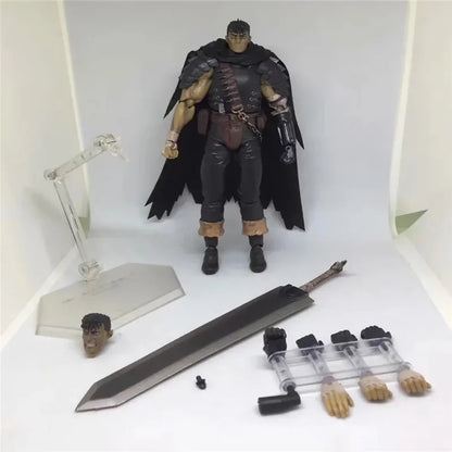 Figura BANDAI Berserk de 17cm | Figura de Guts en versión Black Swordsman con piezas intercambiables. Modelo de PVC ideal para fans y coleccionistas de Berserk.