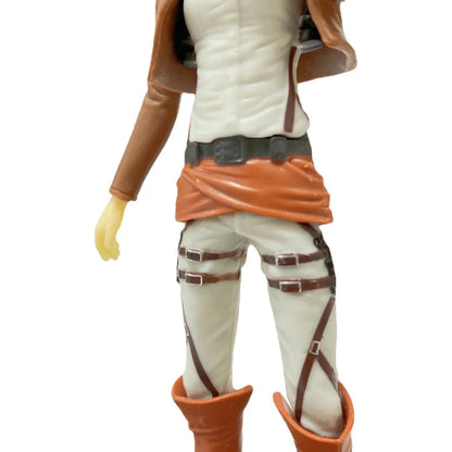 Figuras de Ataque a los Titanes de 16 cm | Figuras coleccionables que representan a Eren, Mikasa y Levi de Attack on Titan. Ideales para fanáticos y coleccionistas, estos modelos detallados traen el mundo del anime a tu espacio. 