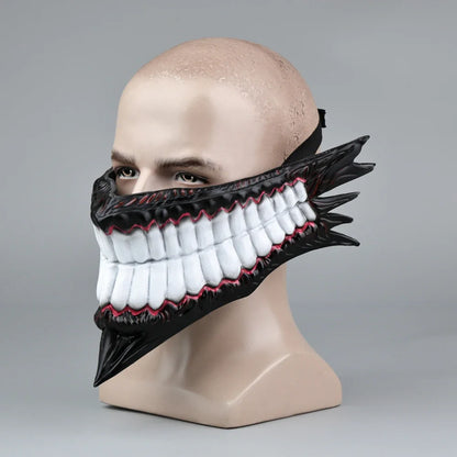 Máscara de miedo inspirada en el personaje Okarun de Dan Da Dan. Perfecto para Halloween, disfraces o eventos de cosplay. ¡Tamaño adulto, ideal para completar tu disfraz e impresionar a los fans del anime!