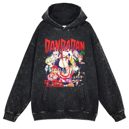 Hoodie vintage lavé inspiré de Dan Da Dan, un incontournable pour les fans du manga. Avec son design oversize et son style streetwear. Confortable et stylé, il est parfait pour les hommes et les femmes qui souhaitent afficher leur amour pour l'anime