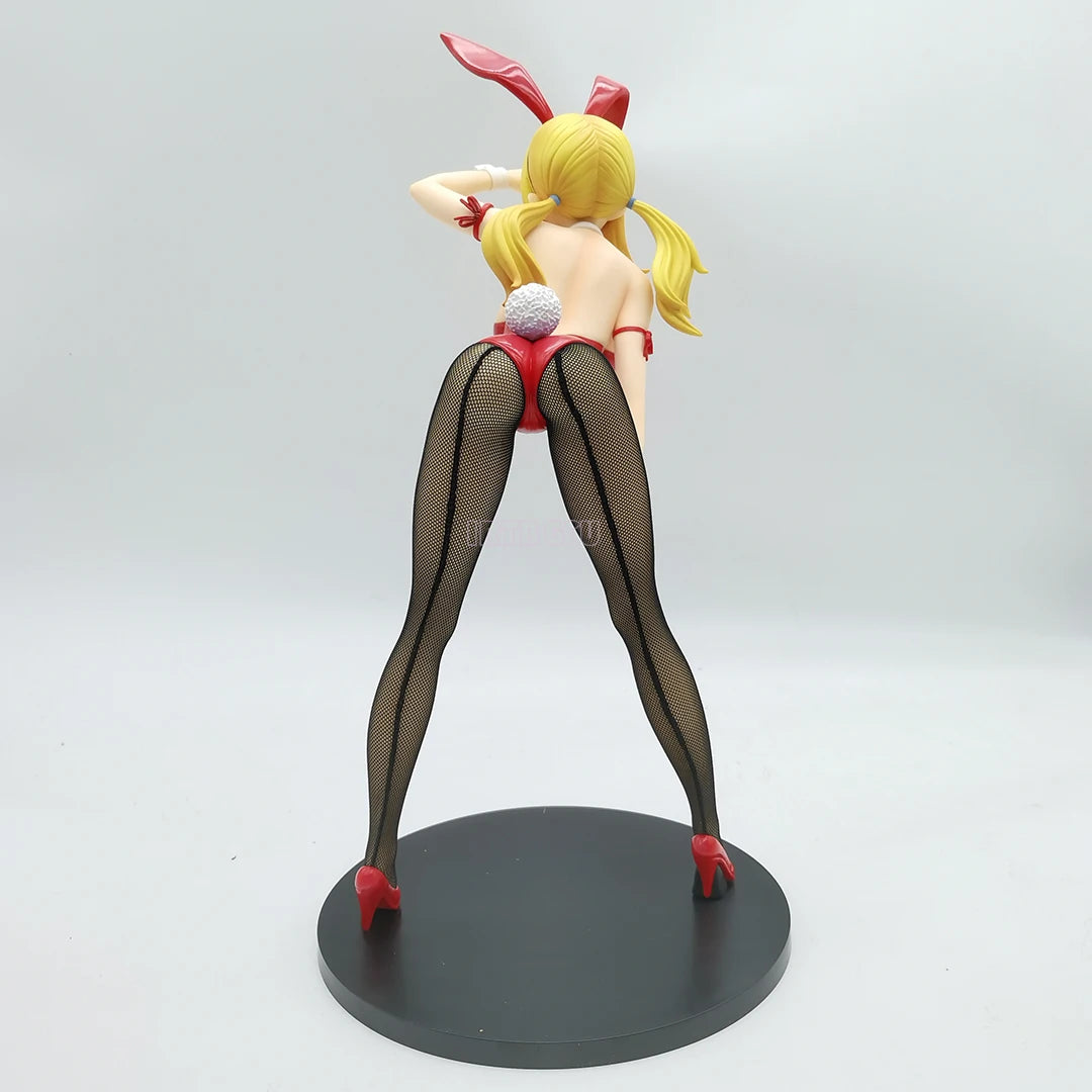 Figura de cola de hada de 38 cm | Figura de PVC de Lucy Heartfilia disfrazada de conejita. Esta figura detallada ofrece un diseño premium. Un modelo de colección perfecto para fans.