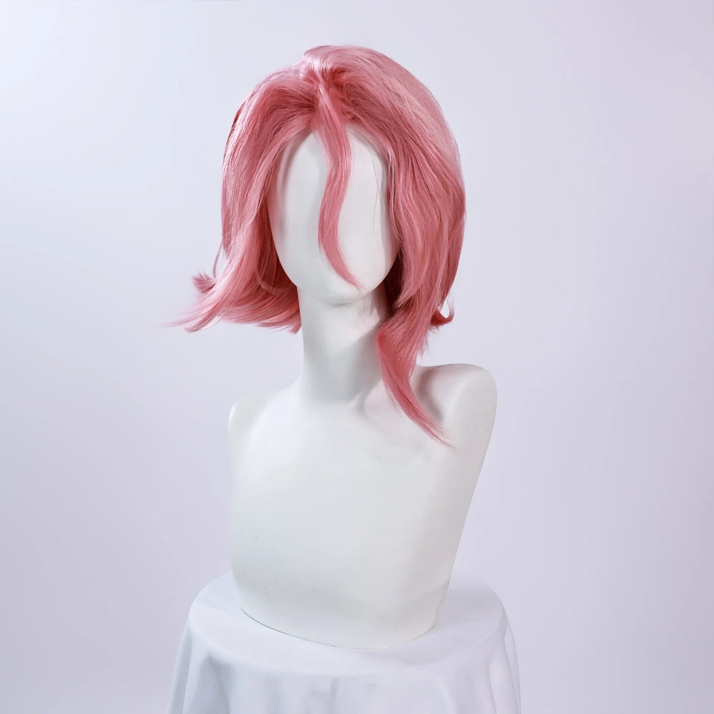 Adopta el auténtico estilo Dan Da Dan con estos uniformes de cosplay inspirados en los trajes de Aira Shiratori y Okarun. Perfecto para convenciones, sesiones de fotos o eventos de cosplay.