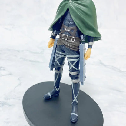 Figuras de Ataque a los Titanes de 16 cm | Figuras coleccionables que representan a Eren, Mikasa y Levi de Attack on Titan. Ideales para fanáticos y coleccionistas, estos modelos detallados traen el mundo del anime a tu espacio. 