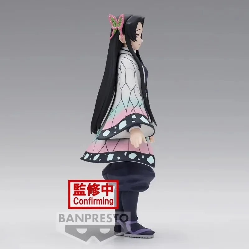 11cm BANDAI Demon Slayer Figure | PVC figure of Kocho Kanae, pillar of the insect in Kimetsu no Yaiba. Official Bandai model, perfect for collectors and children