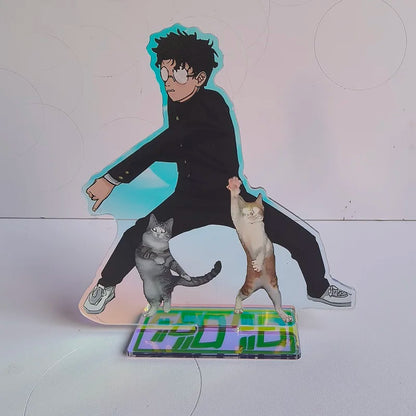 Añade un toque de anime a tu vida cotidiana con estos llaveros acrílicos de Dan Da Dan. Diseñado con detalles en láser, también puede servir como soporte decorativo o adorno para tus bolsos. Ideal para fans, es perfecto como regalo.