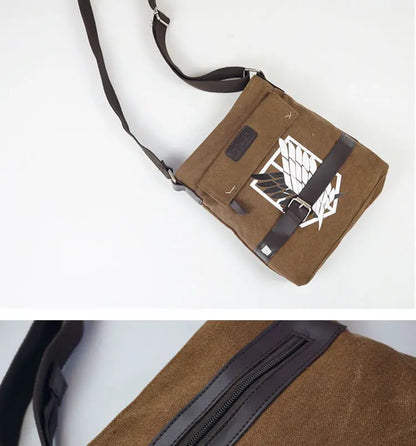 Attack on Titan Large Capacity Crossbody Bag | Show off your passion for Attack on Titan with this retro crossbody bag. Designed to be simple and versatile, this bag offers a large storage capacity, ideal for everyday use 