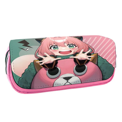 Kit ESPÍA×FAMILIAR | Estuche grande inspirado en Spy x Family, perfecto para guardar material escolar y maquillaje. Diseñado para estudiantes y fanáticos del anime, este estuche kawaii es un gran regalo práctico y elegante. 