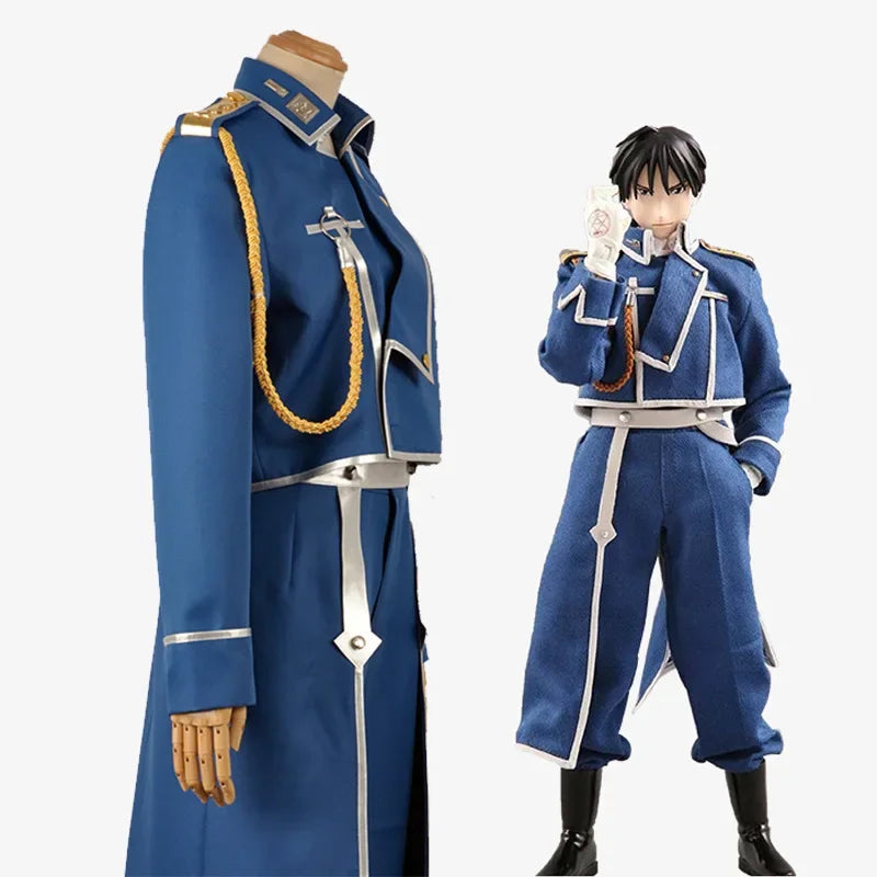 Uniforme militar completo de Roy Mustang con chaqueta, pantalón y delantal. Perfecto para cosplay o eventos.