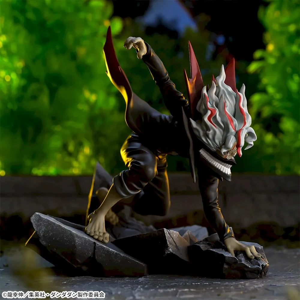 Figura Original SEGA Luminasta DAN DA DAN de 19cm | Figura de PVC que representa a Takakura Ken en su versión Henshin. Un modelo detallado, ideal para coleccionistas y como regalo para fans del anime.