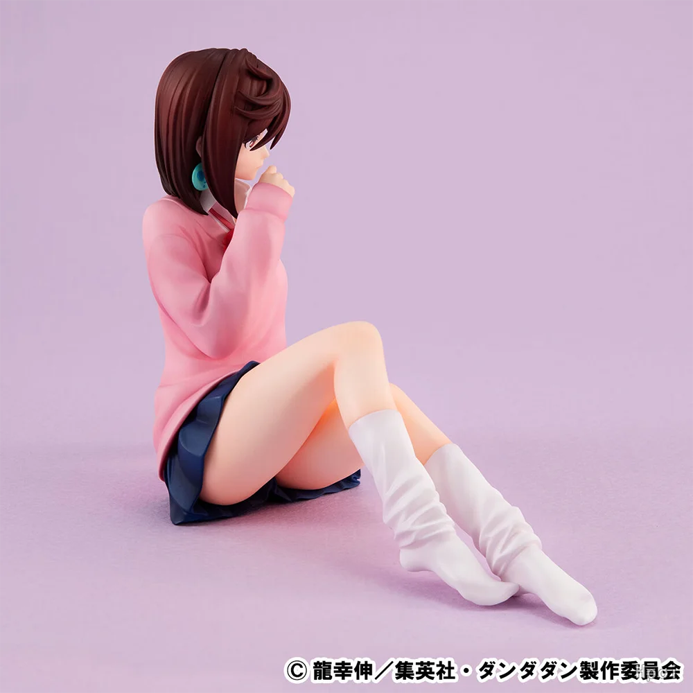 Figura oficial Megahouse GEM DAN DA DAN de 9 cm | Figura Q Version que representa a Ayase Momo. Un modelo de PVC perfecto para coleccionistas y fans del anime.